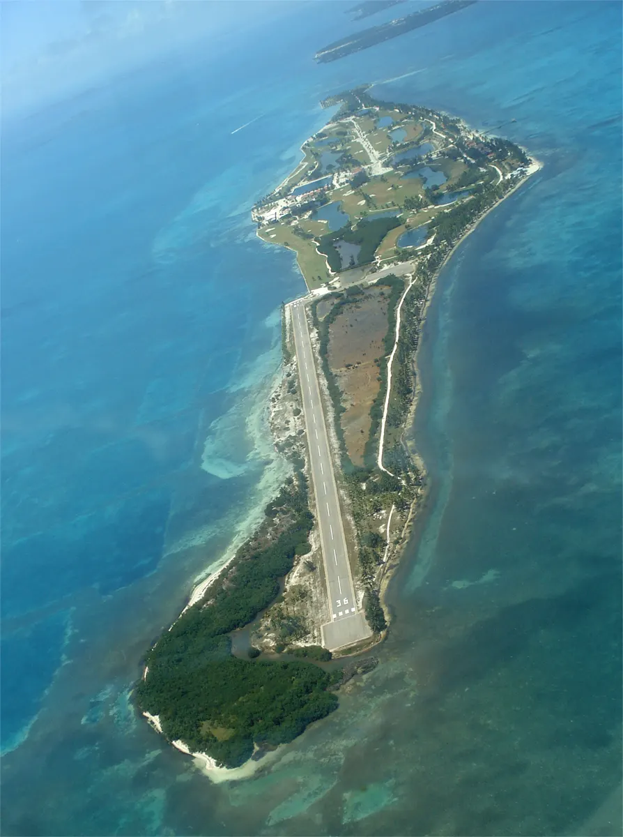 Four Seasons Private Residences Caye Chapel