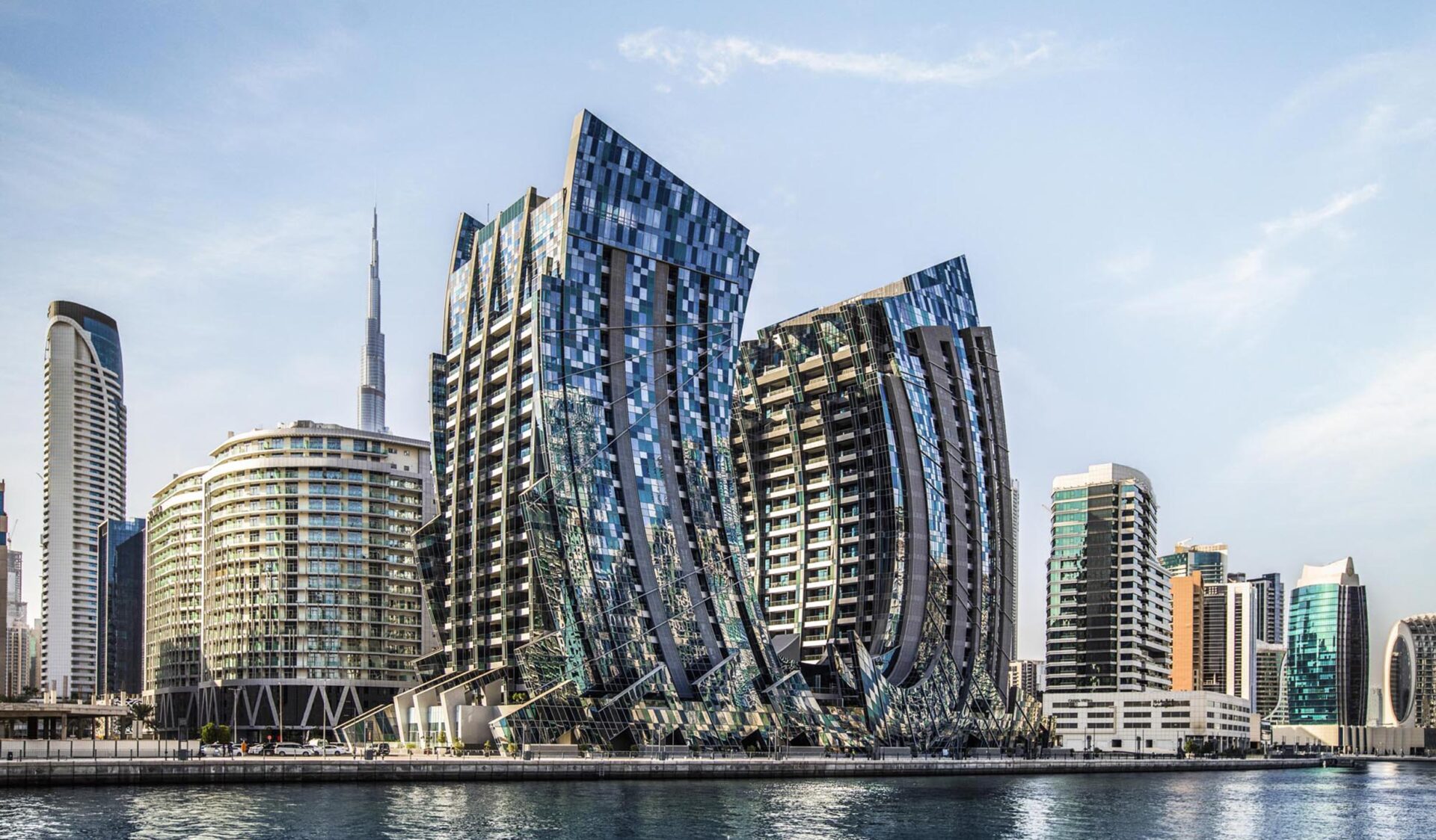 Da Vinci Tower, Interiors by Pagani