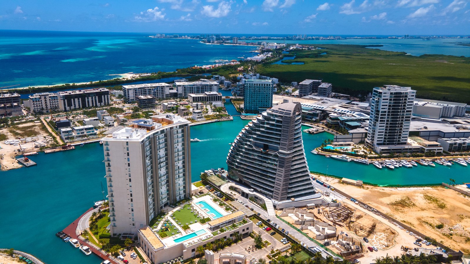 Apartamentos de lujo en venta en Shark Tower en Cancún Quintana Roo